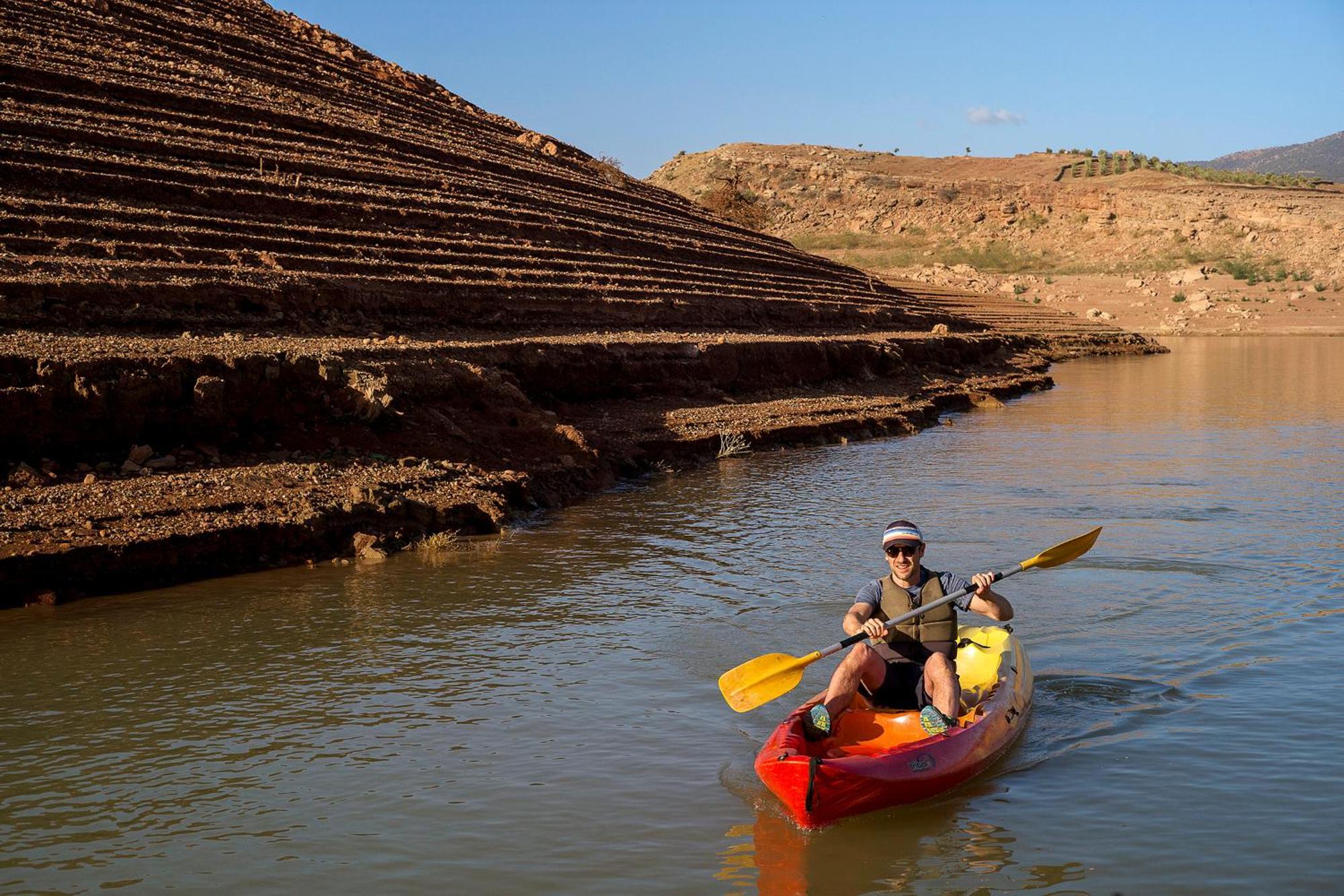 Widiane Resort Bin El Ouidane Exterior photo Kayaking at the dam