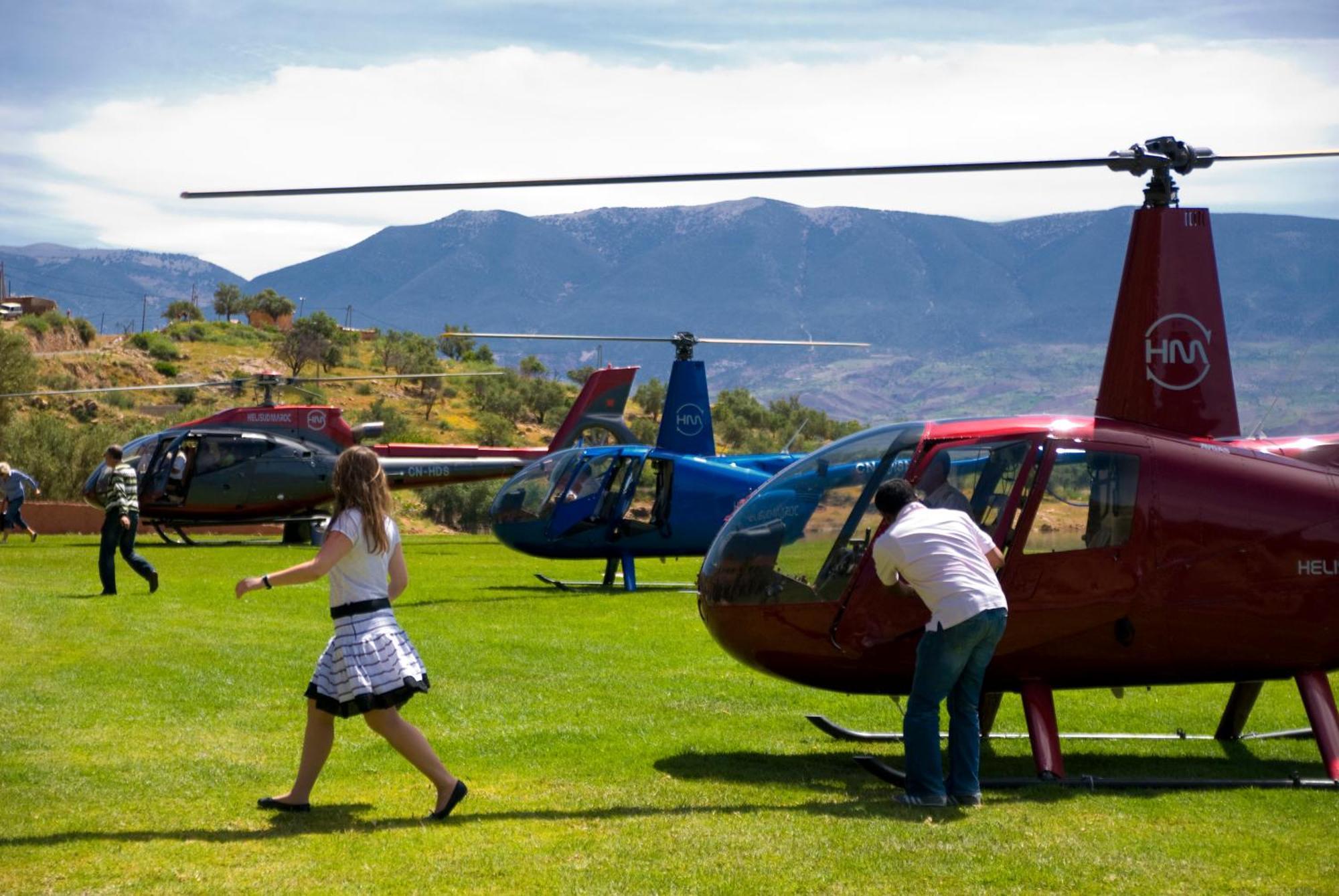 Widiane Resort Bin El Ouidane Exterior photo Helicopters at the 2008 Aspen Food and Wine Classic